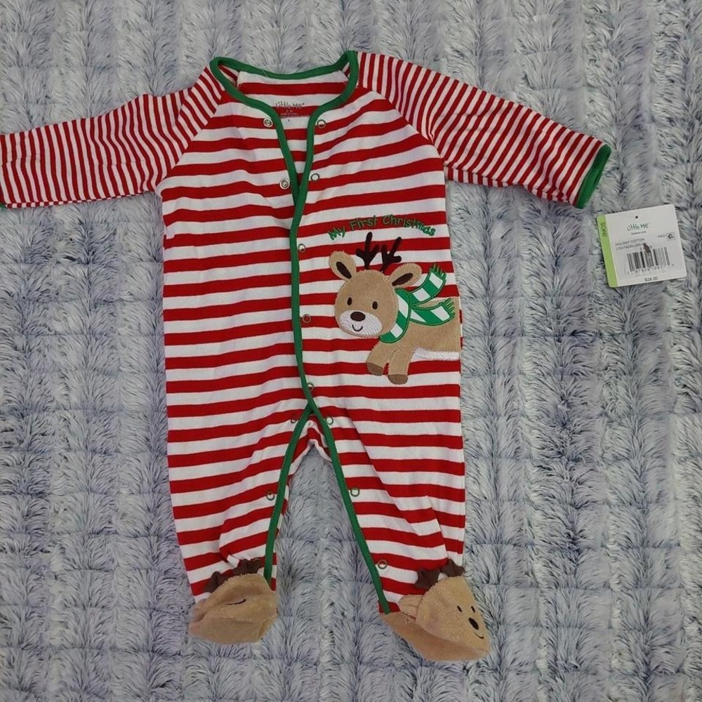 NWT Little Me Christmas sleeper 3 months